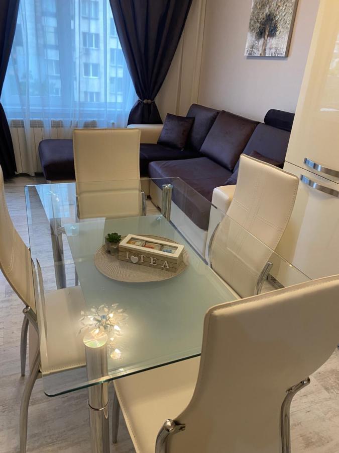 Iva Luxury Apartament Ruse Extérieur photo
