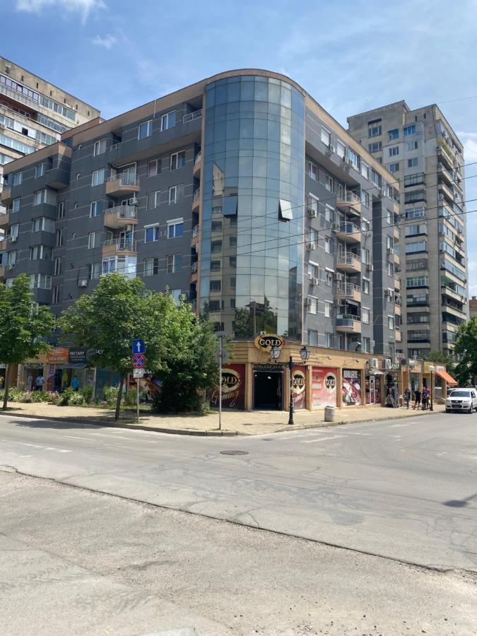 Iva Luxury Apartament Ruse Extérieur photo